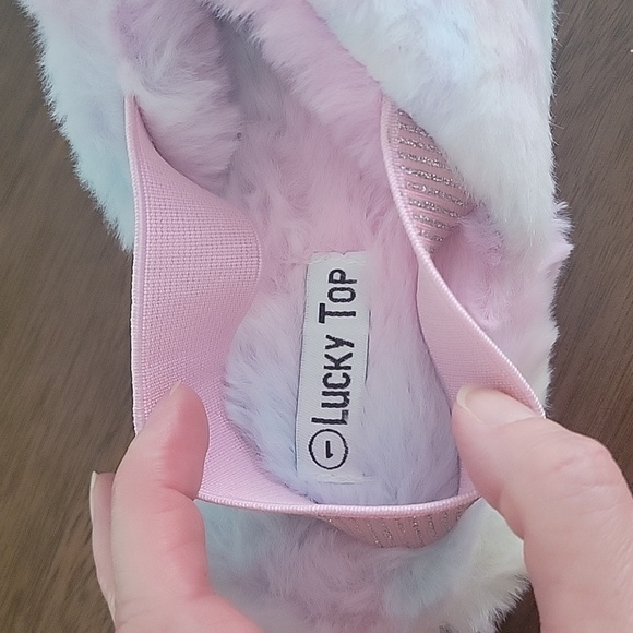 Girls Fuzzy Slippers with Strap - Picture 2 of 8